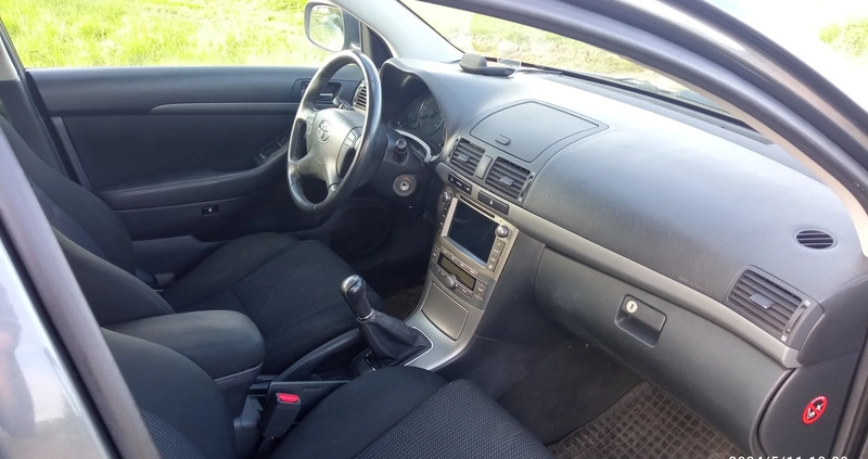 Toyota Avensis cena 16800 przebieg: 298600, rok produkcji 2007 z Dobrzany małe 79